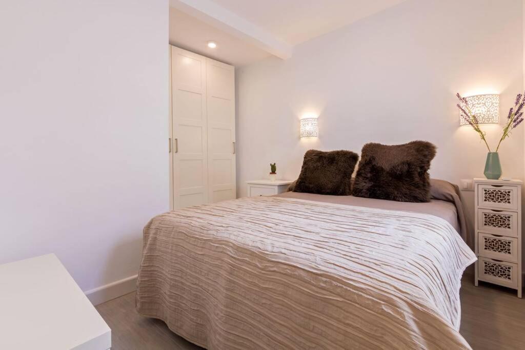Castilla Triana Courtyard By Valcambre Appartement *